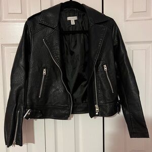 Top shop leather jacket US size 2 basically brand new